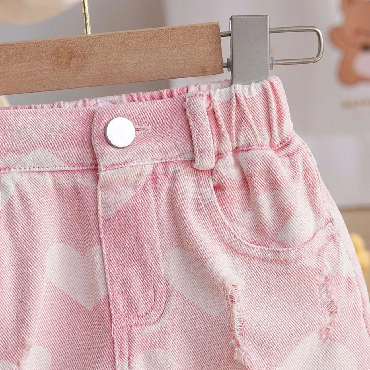 Girls Summer Casual Lace Shorts Korean Fashion Children's Love Pattern Hot Pants Clothing