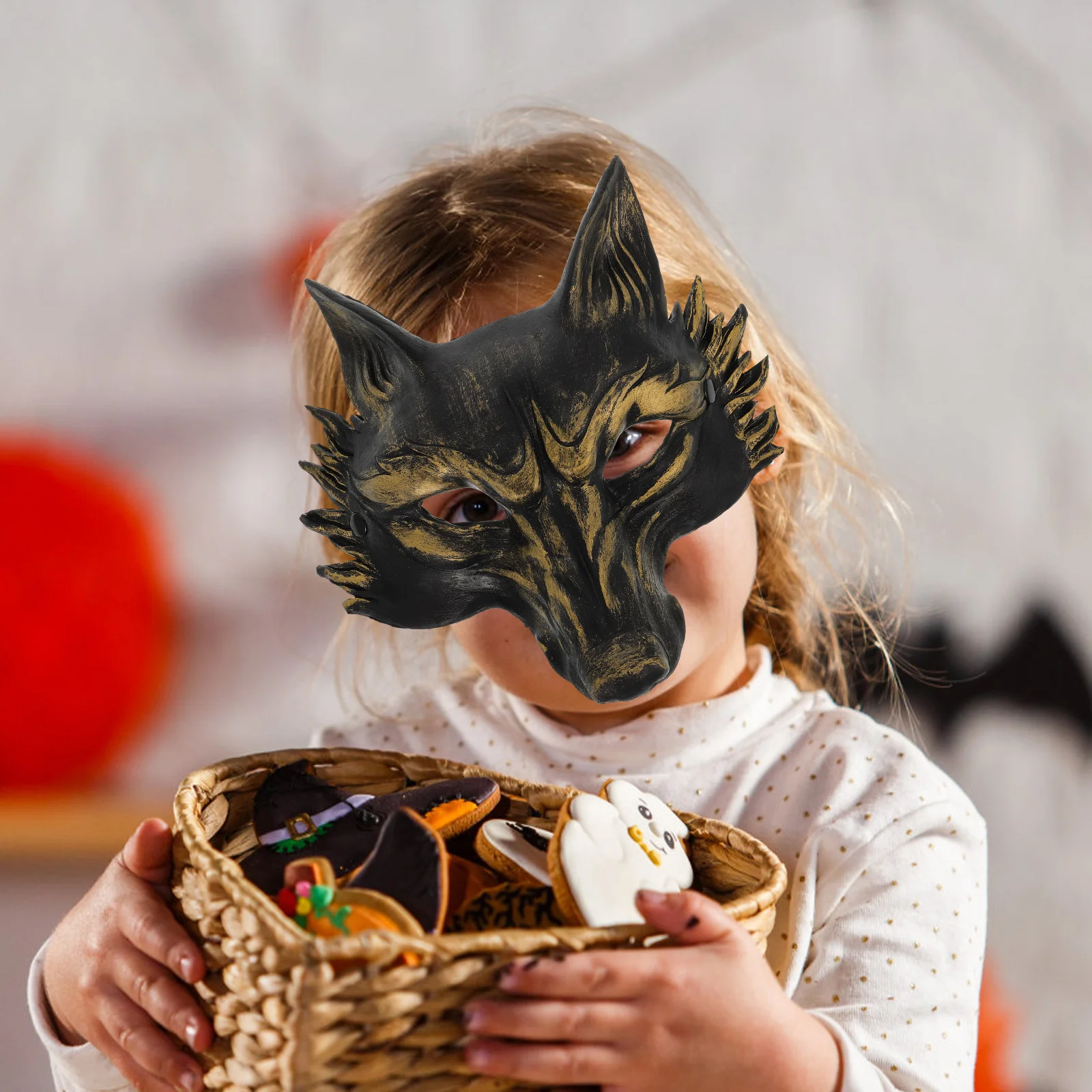 قناع نصف وجه زي ثعلب للهالوين للنساء من أزياء الرغوة السوداء المطلية بالبولي يوريثان