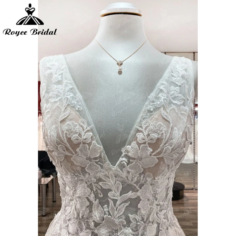 Long A-line Modest V-neck Wedding Dress with Appliques Lace Open Back Tulle Bride Dress Wedding 2023 Floor-Length Brautkleider