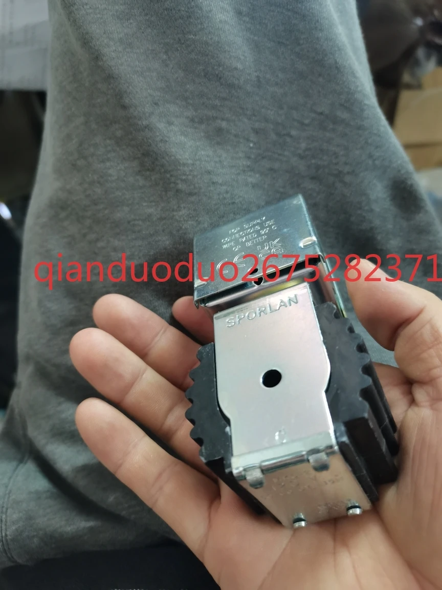 

Suitable for Trane main oil solenoid valve coil COL12799 Trane genuine