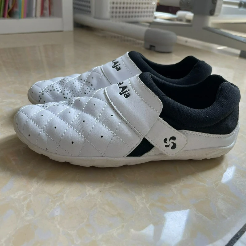 Professional Taekwondo Shoes Men Women Brand Designer Tai Chi Shoe White Leather KungFu Shoes Couples Top Quality Taiji Shoe