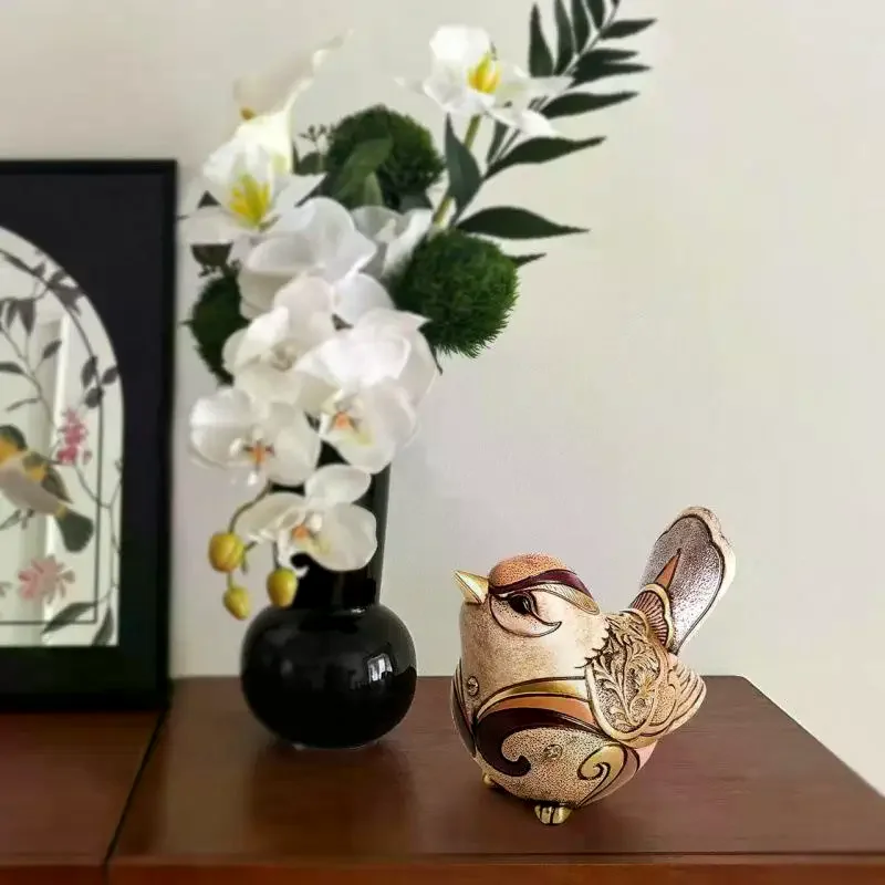 Golden Sparrow Carving Sculpture Retro Resin Bird Figurine Vintage Floral Pattern for Office Reception Desk Decor