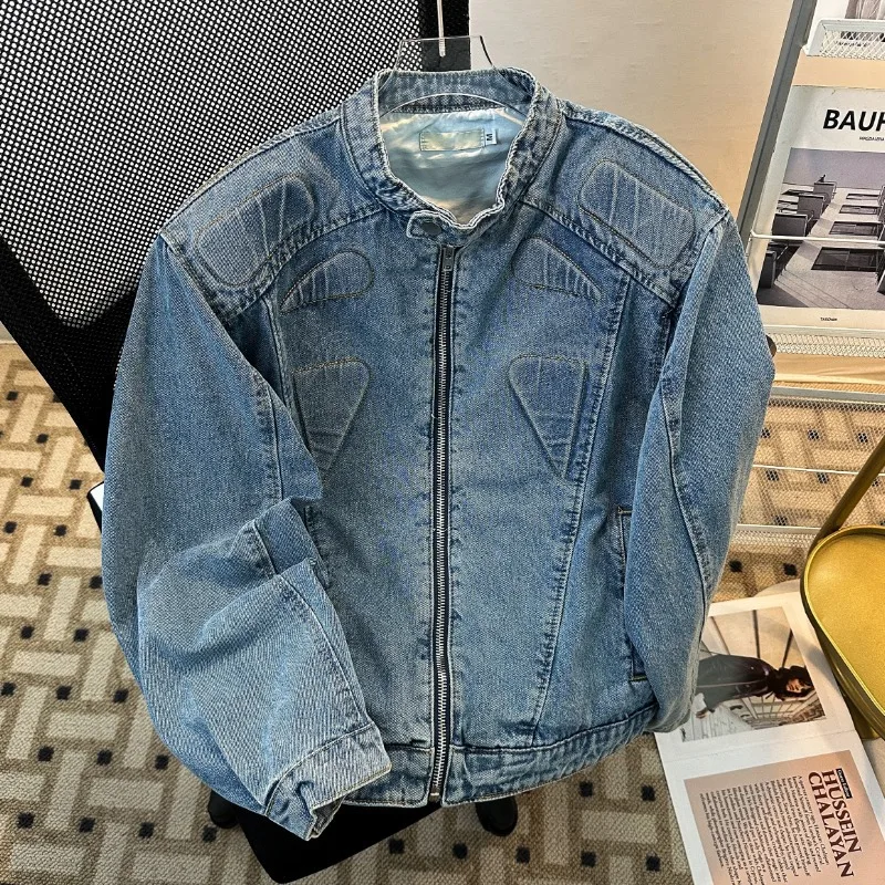 

Design Sense Denim Jacket for Men Stand Up Collar Zipper Loose Washed Jackets Fashionable High Street Splicing Long Sleeves Coat