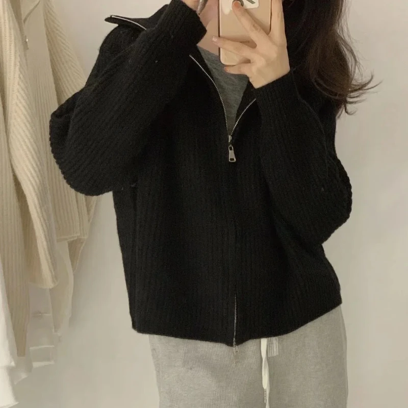 Spring Autumn Solid Color Turn-down Collar Long Sleeve Fashion Sweater Women High Street Zipper Cardigan Elegant All-match Tops