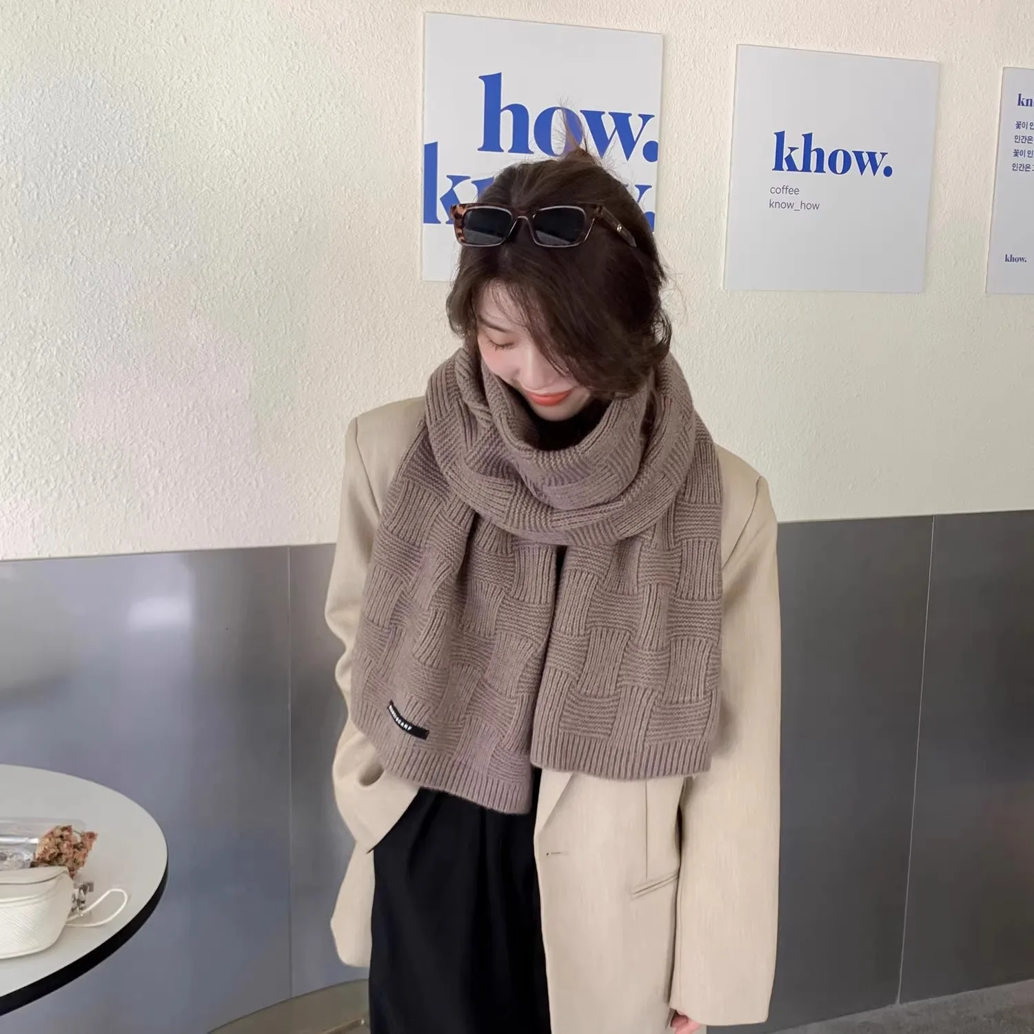 

Korean-style knitted scarf, autumn and winter solid color, fashionable and simple literary style, thickened and warm long scarf