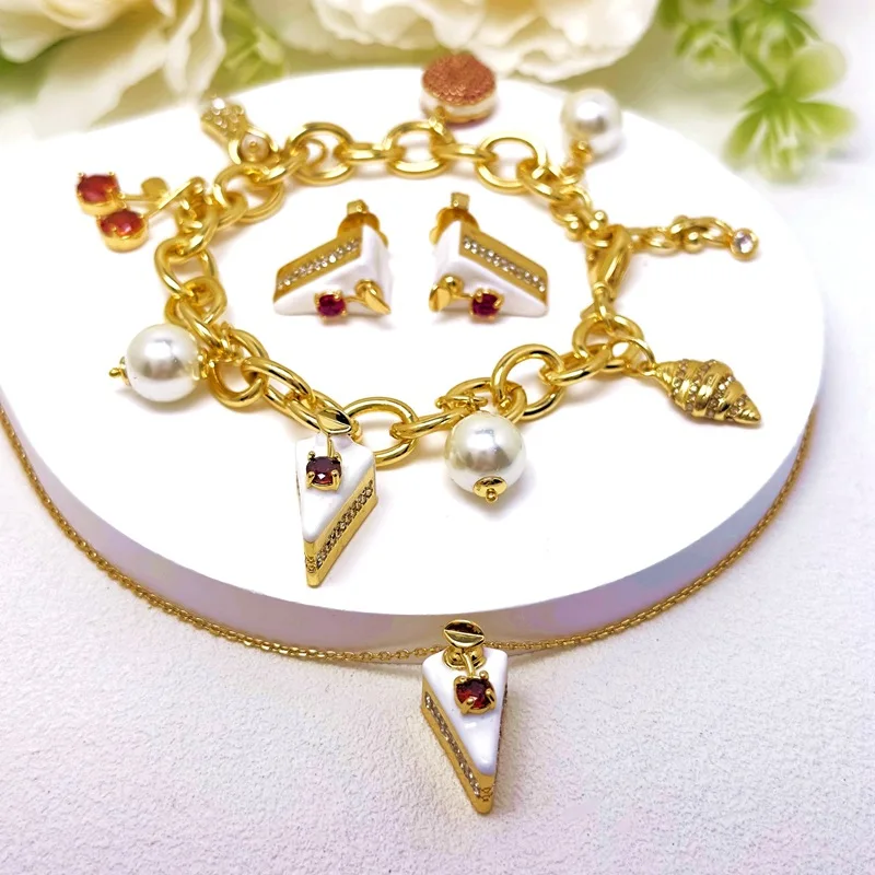 New Women's Cute Colored Zircon Jewelry Sets 18K Gold Plated Copper Strawberry Cake Bracelet Necklace Earring Set