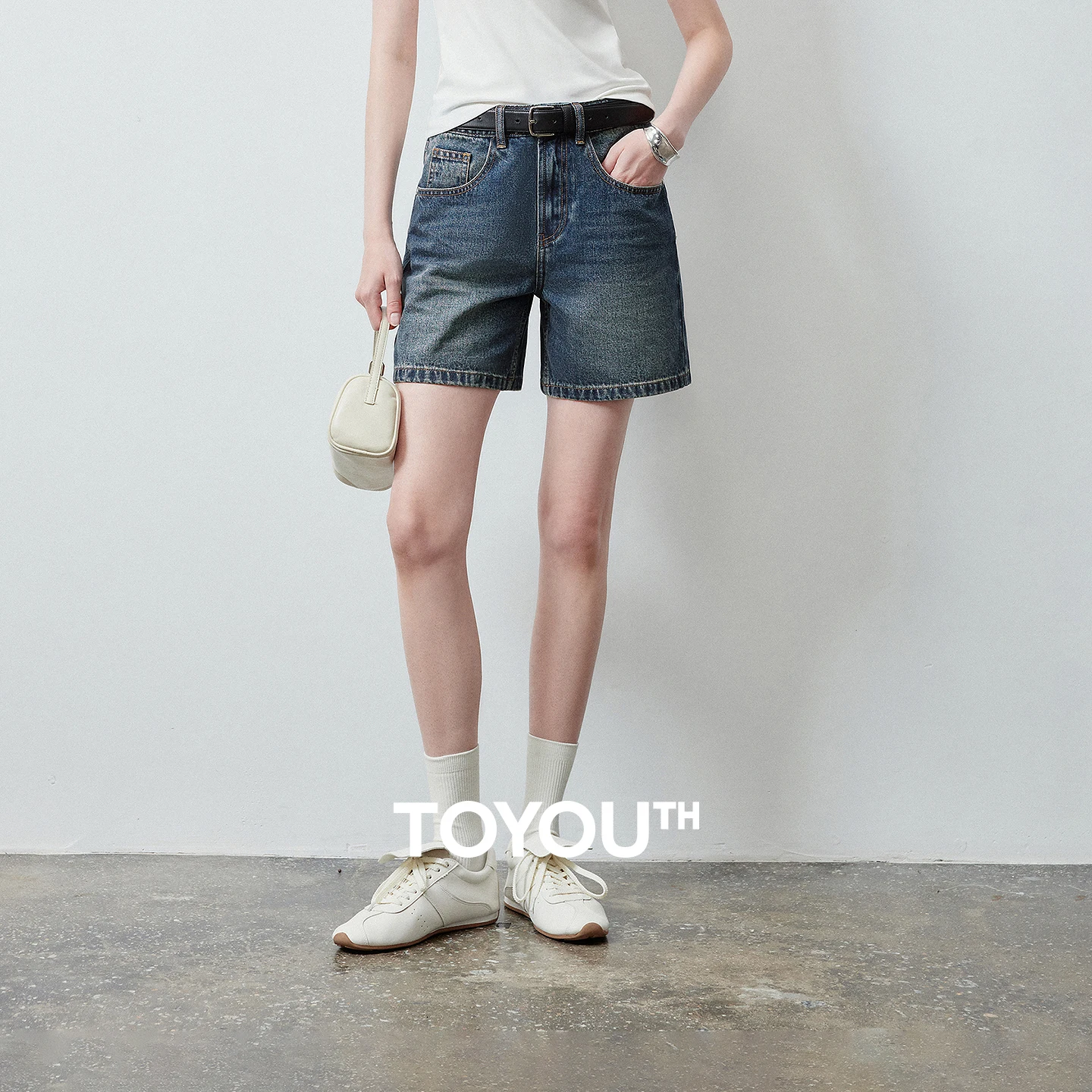 

TOYOUTH Women Shorts 2026 Summer New Denim Casual Straight Leg Mid High Waist Blue Slimming Hot Pants