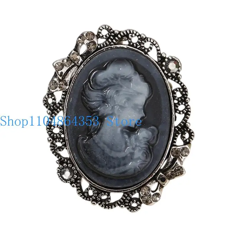 652F Stylish Alloy Brooch With Secure Clasp Crystal Embellished Lady Design Elegant Gift For Women