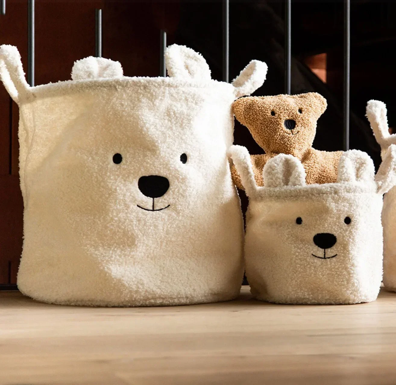 

Lambswool Pet Toys Snacks Canvas Storage Basket Bear Dirty Clothes Basket Childrens Toys Super Soft Touch Charpa Cotton Crates