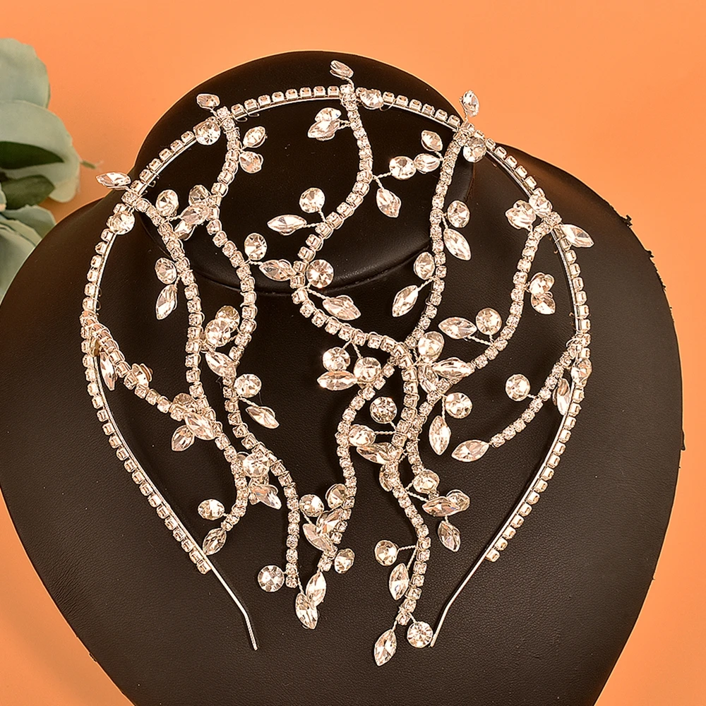 DZ232 الفاخرة كريستال الزفاف Headbands الزفاف إكسسوارات الشعر حجر الراين العروس هيرباند العروس التيجان اليدوية النساء خوذة