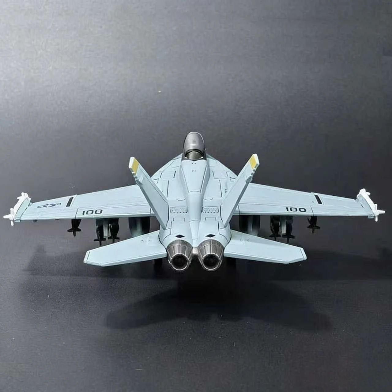 Neues 1:72 Maßstab Hochdetailliertes Modell der französischen Marine Dassault Rafale M Kampfjet aus Kunststoff für Sammler und Ausstellungszwecke – Detail 16
