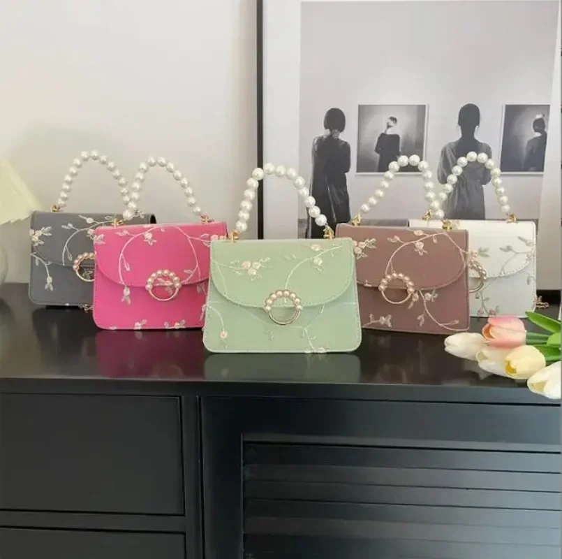 PU Flower Embroidery Shoulder Bags Messenger Vintage Pearl Chain Handbags Female Fashion Flap Crossbody Bags