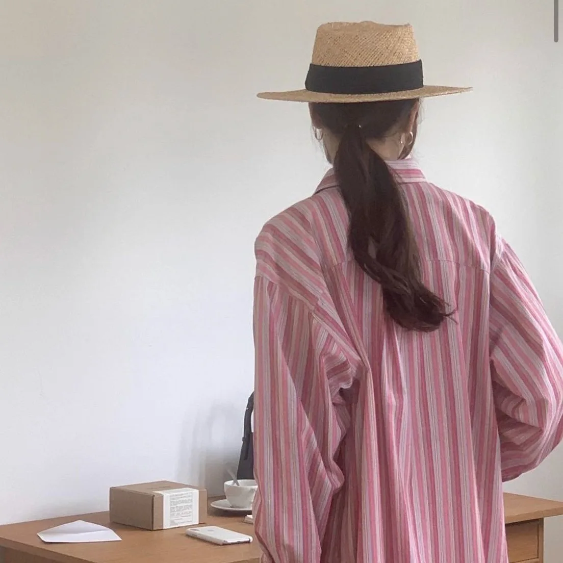 เสื้อคลุมยาวลายทางสไตล์เกาหลี ฤดูร้อน 2025 สีซีอัลต์ชีสสตรอเบอร์รี่ ระบายอากาศได้ดี สวมใส่สบายสำหรับผู้หญิง...