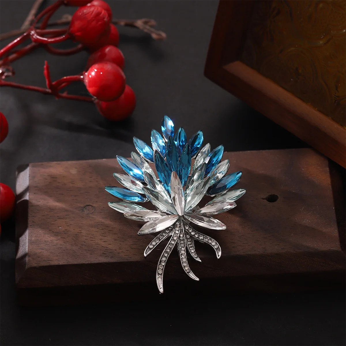 Fashion Crystal Wheat Flower Brooches For Women Unisex Elegant Exquisite Rhinestone Bouquet Brooch Pin Office Party Jewelry Gift view 3