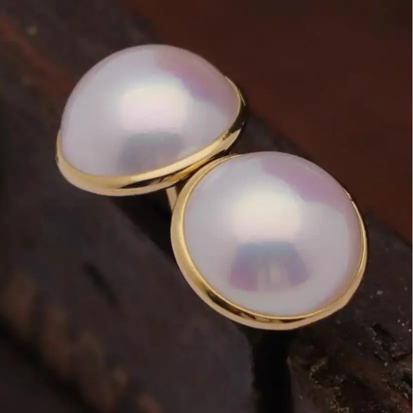 

gorgeous pair of 13-15mm south sea white mabe pearl stud earring 925s