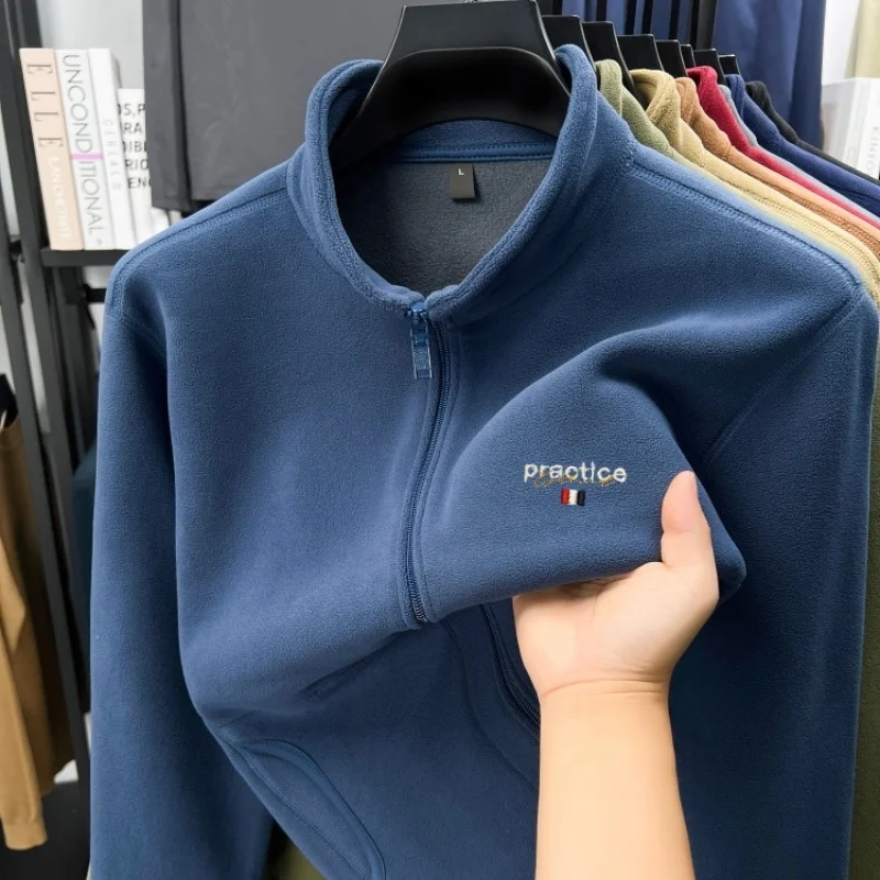 

Высококачественная марка с плюшевым теплым пальто для мужчин Зимняя мода новые буквы вышивка куртка свободный отдых толстый свитер на молнии