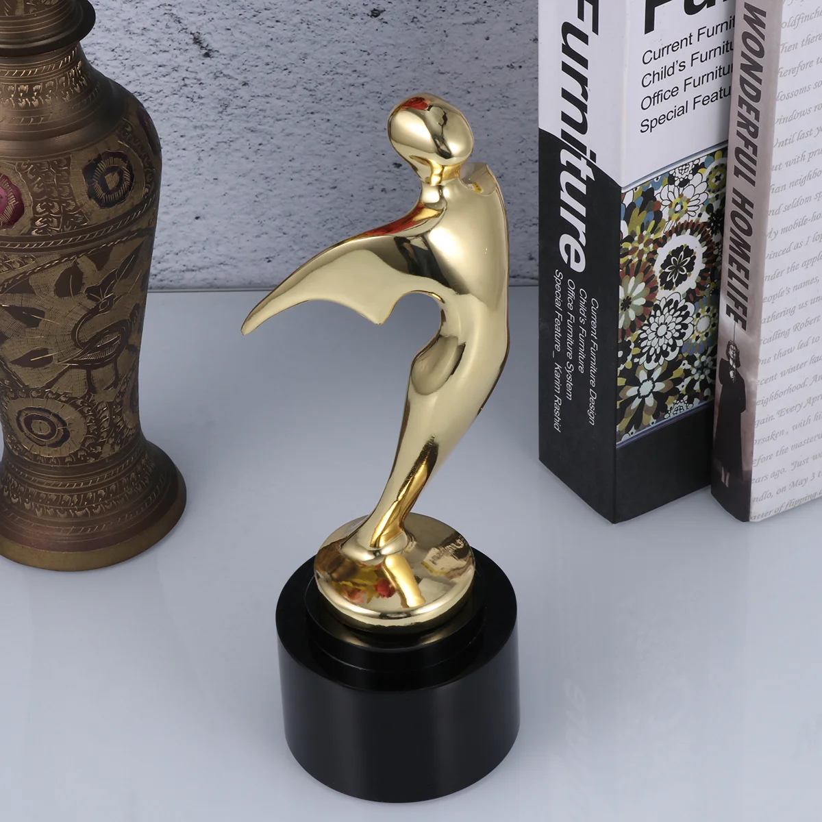 1PC Metal Golden Award Trophy Gold Trophy for Children Party Favors Reward Prizes metal award trophy