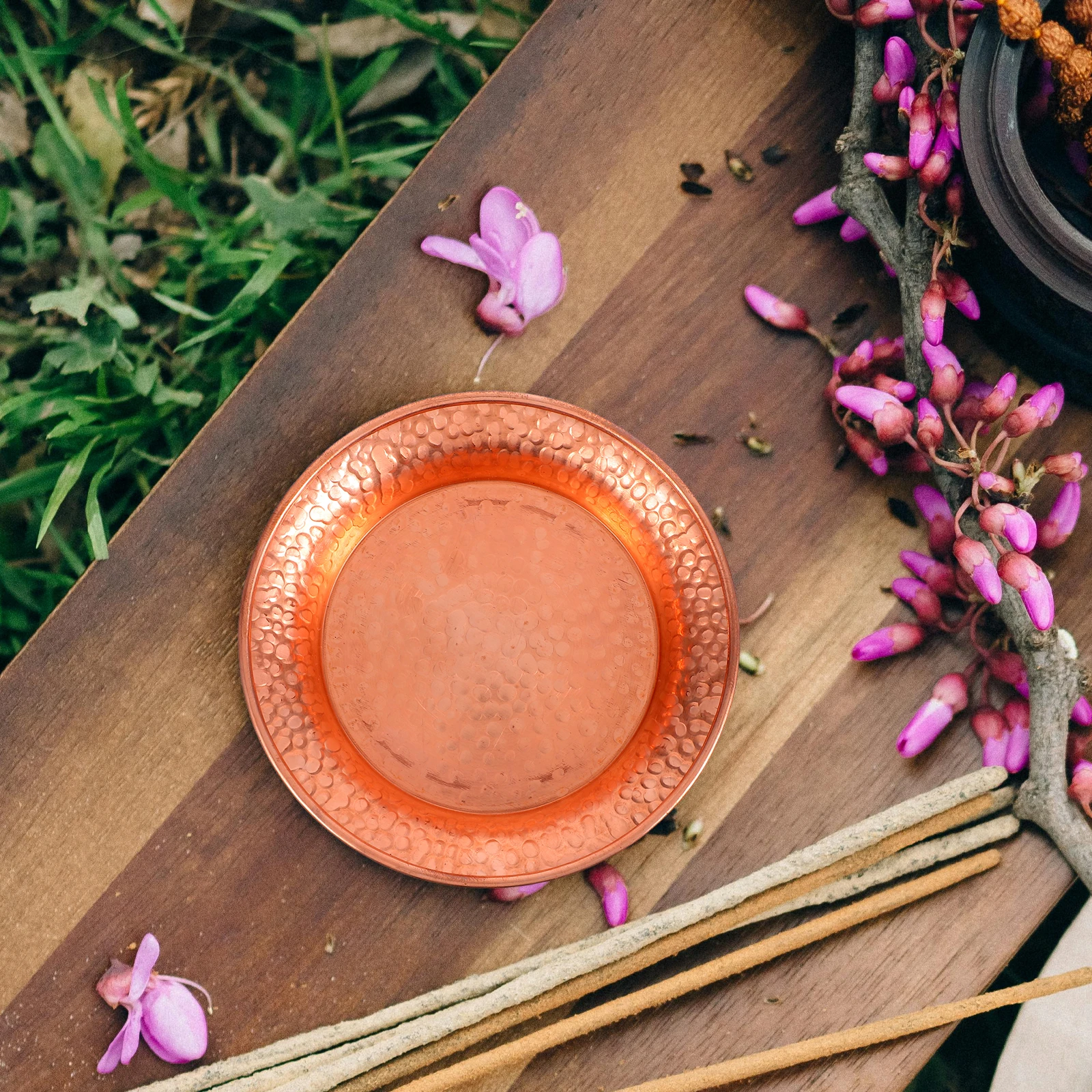 

1pcs Hand Hammered Copper Decorative Bowl 45mm Tibetan Craftsmanship Sauce Dip Incense Offering Jewelry Bowl Sturdy