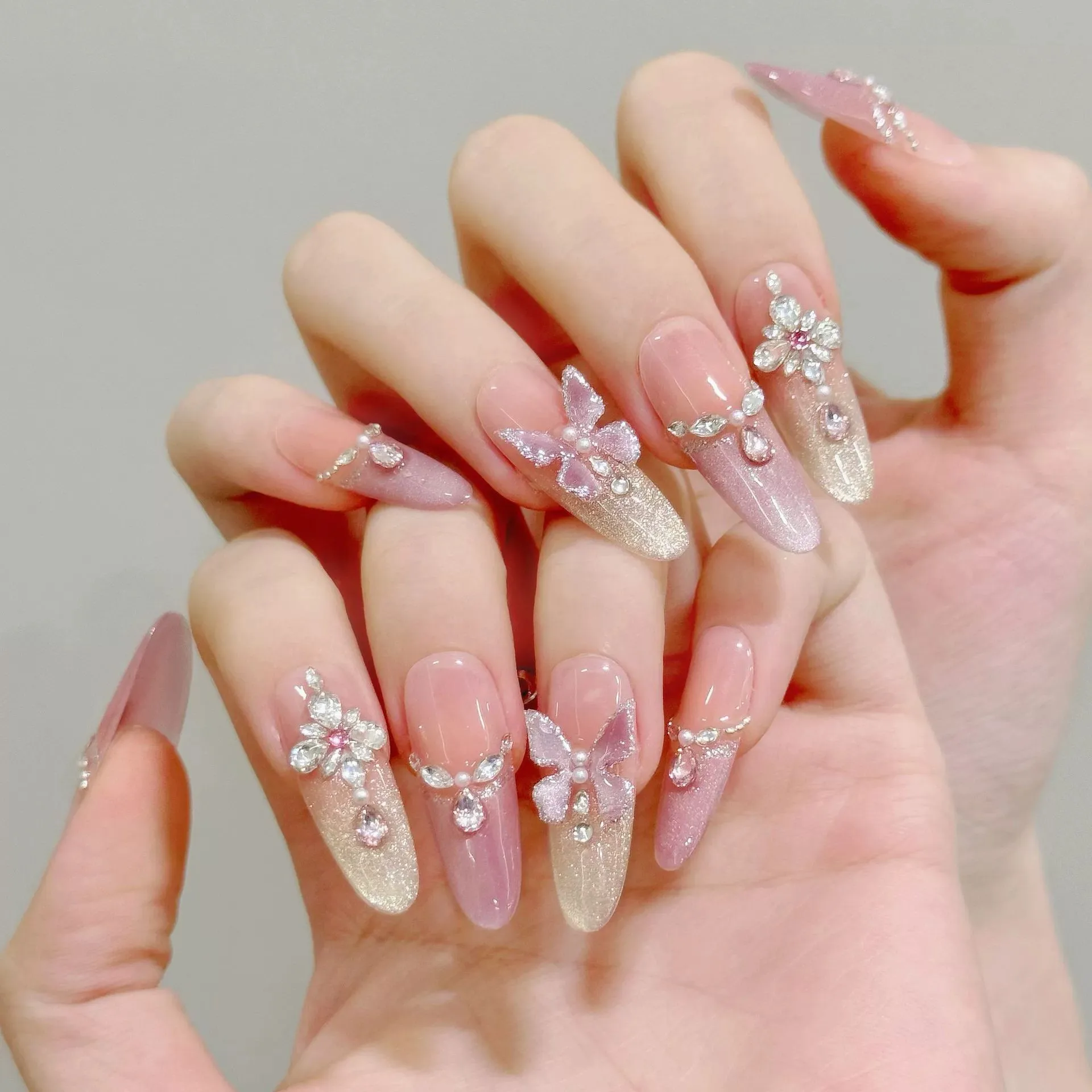 10pcs Handmade Press On Nails Almond 3D Crystal Butterfly False Nails Decor Glitter French Tip Fake Nails Elegant Blush Nail Art