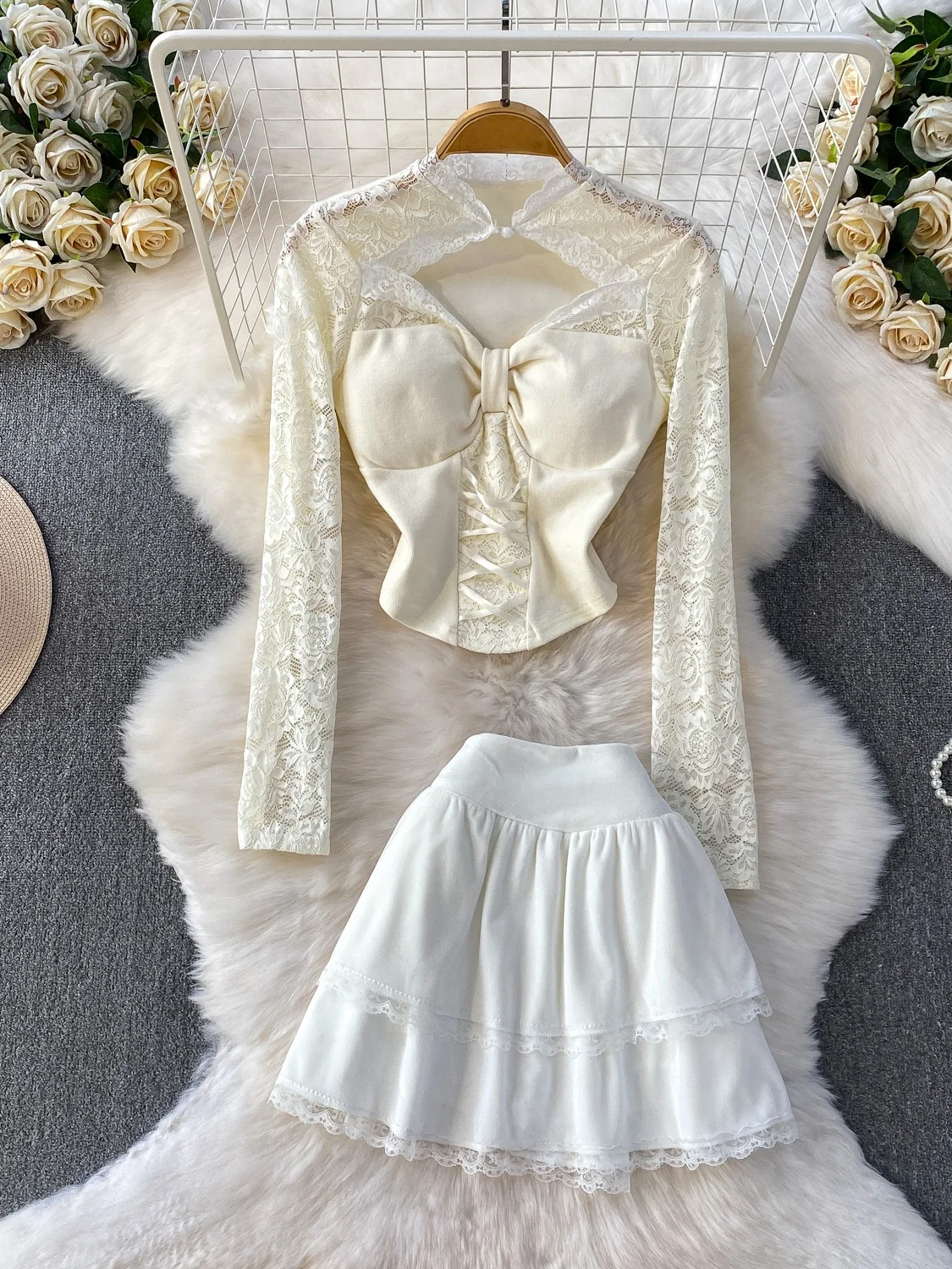 

Пряная девушка, соль и милое кружево, ажурный воротник-стойка, бюстгальтер, топ, бархатная юбка для торта, комплект из двух предметов