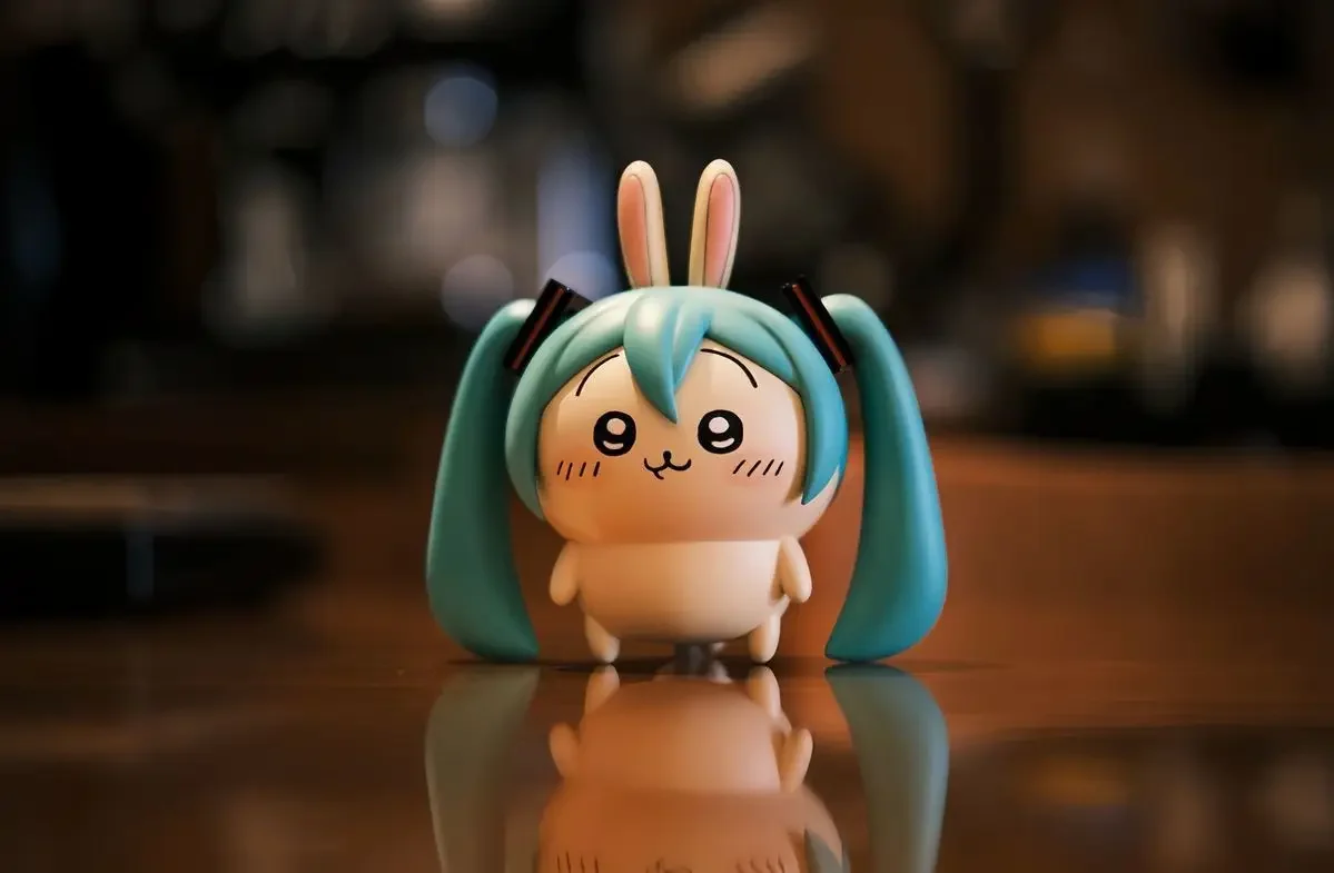 5 cm große Cutejiyi Usagi Cosplay Hatsune Miku Figur, niedliches Cartoon-Auto-Armaturenbrett-Desktop-Dekorationsobjekt, lustige Puppe, schnelle Lieferung. – Detail 2
