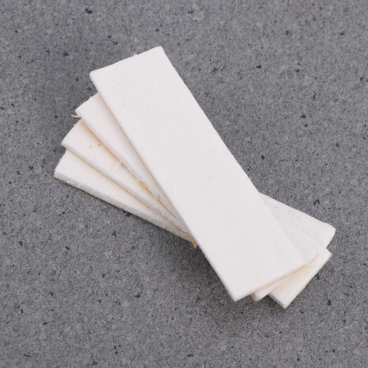 

10Pcs Heating Block Cotton 3mm Heat Insulation for 3D Printer Nozzle Warm Keeping High Thermal Resistance Heating Block Cotton