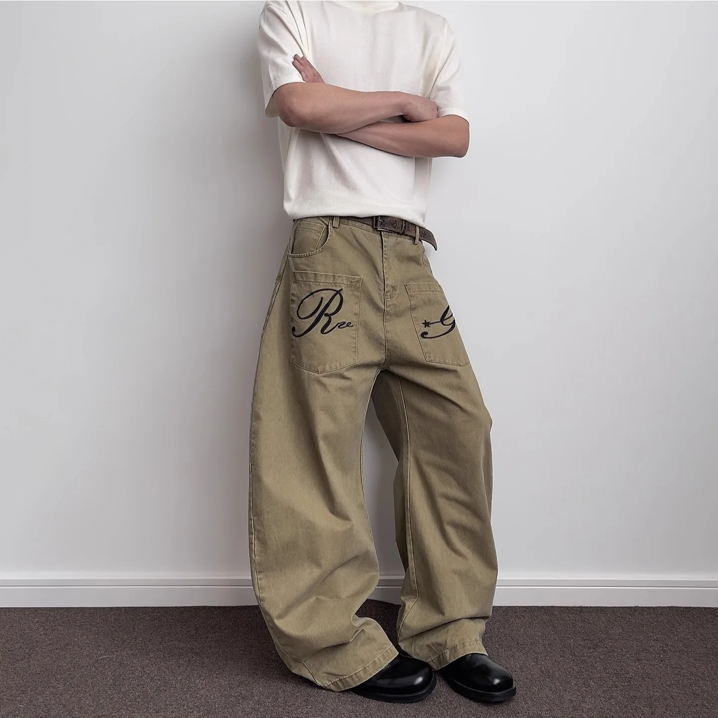 Calças Jeans Americanas Retro com Letras Bordadas para Homens e Mulheres, Cintura Alta, Perna Larga, Confortáveis para o Verão