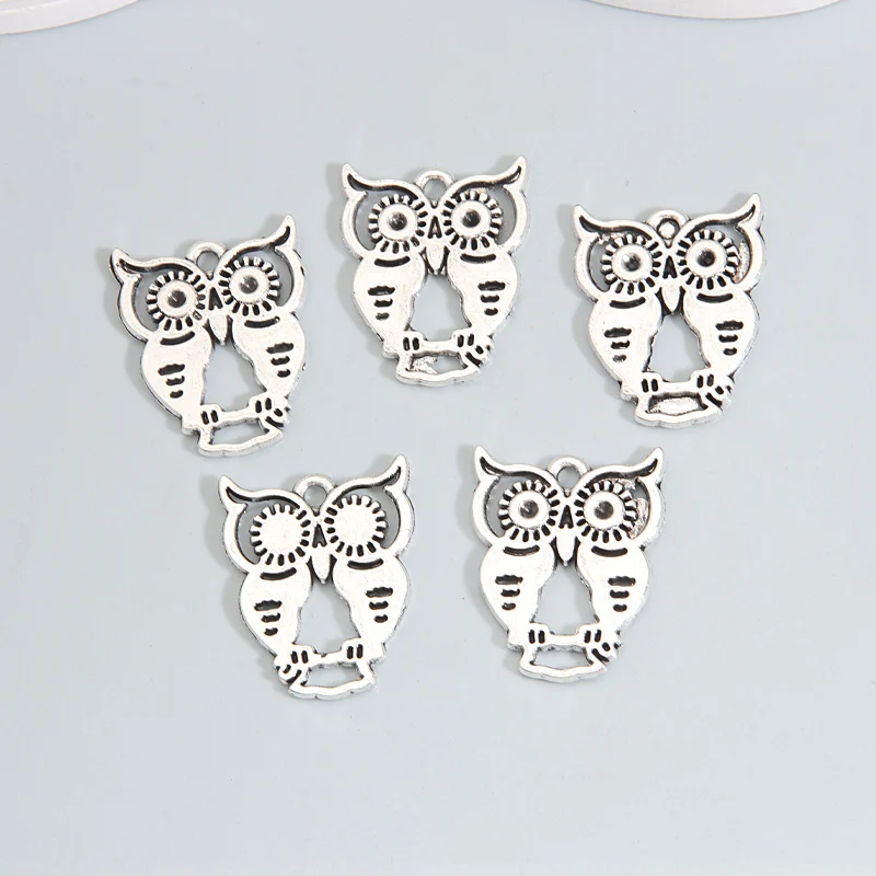 20pcs Cute Owl Charms Smart Animals Hollow Metal Silver Color Pendants For Necklace Making DIY Handmade Jewelry Findings