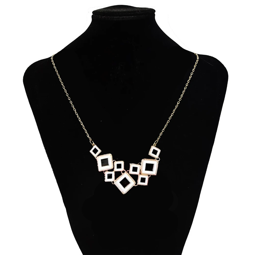 Black White Drip Oil Geometric Square Pendant Necklace for Women Korean Fashion Literary Bib Choker Necklace Jewelry Accessories