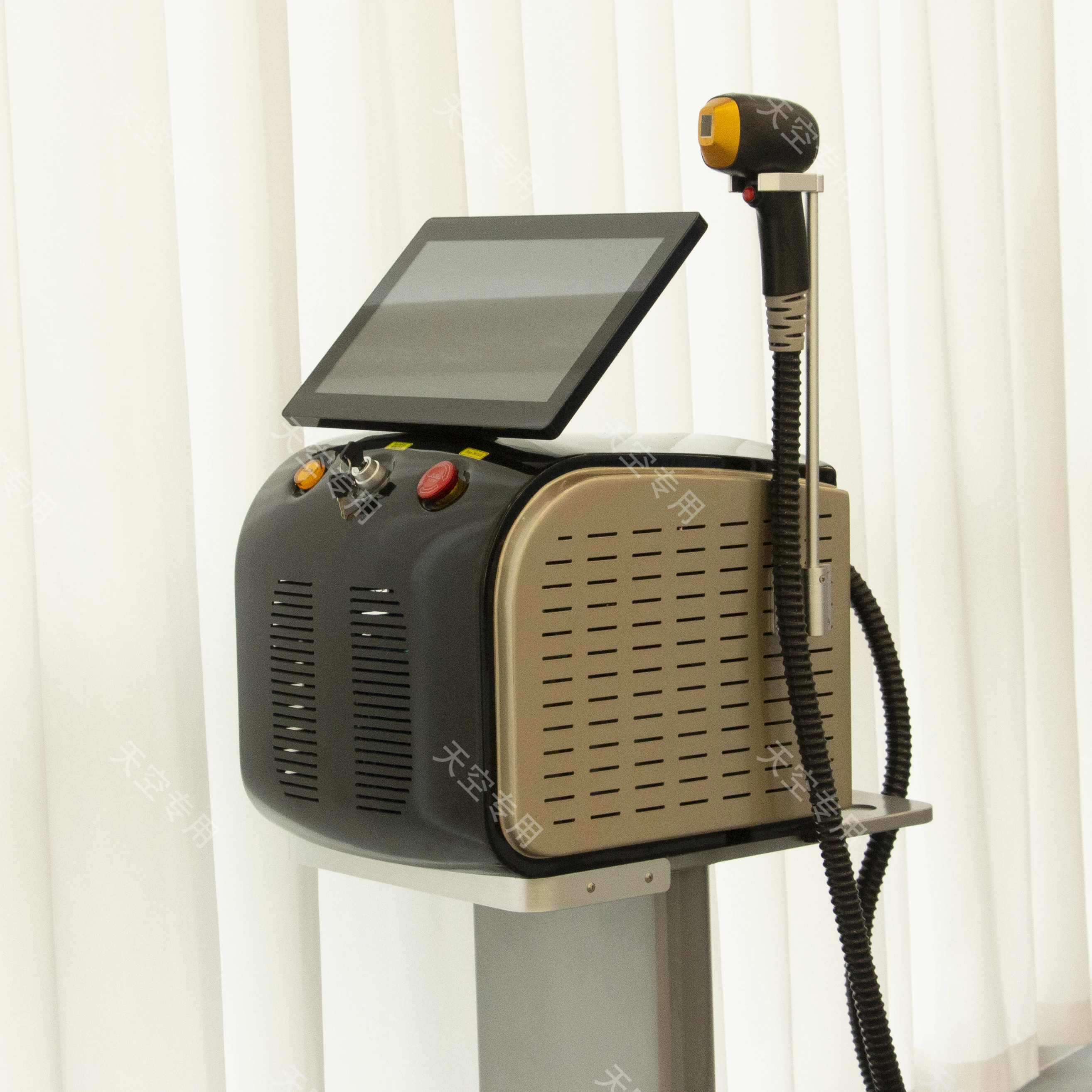 

NEW 808nm 755 1064 Diode Laser Hair Removal Machine Alexandrit Permanent Removal Cooling Head Painless Laser Epilator