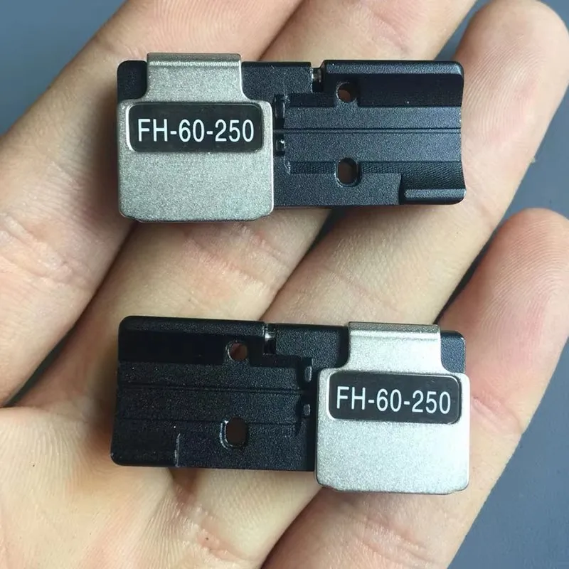 

1 Pair FH-60-250 Optic Fiber Fusion Splicers Single Core Bare Fiber Clamps Fiber Holder FSM-60R 70R 60S 22S 80S 62C