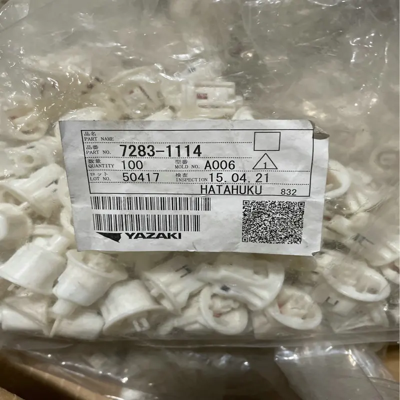 20PCS  YAZAKI original connector 7283-1114 White 1 hole