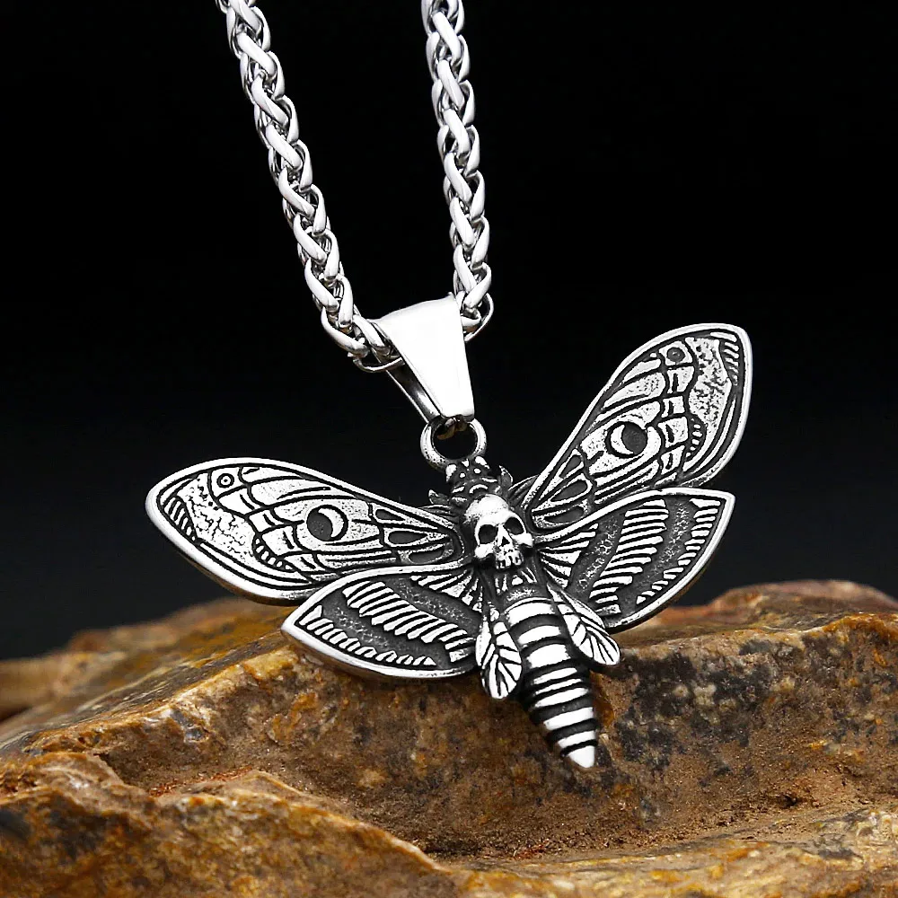 Retro Gothic Insect Skull Butterfly Amulet Pendant Necklace Stainless Steel Punk Animal Amulet For Men Women Jewelry Party Gifts