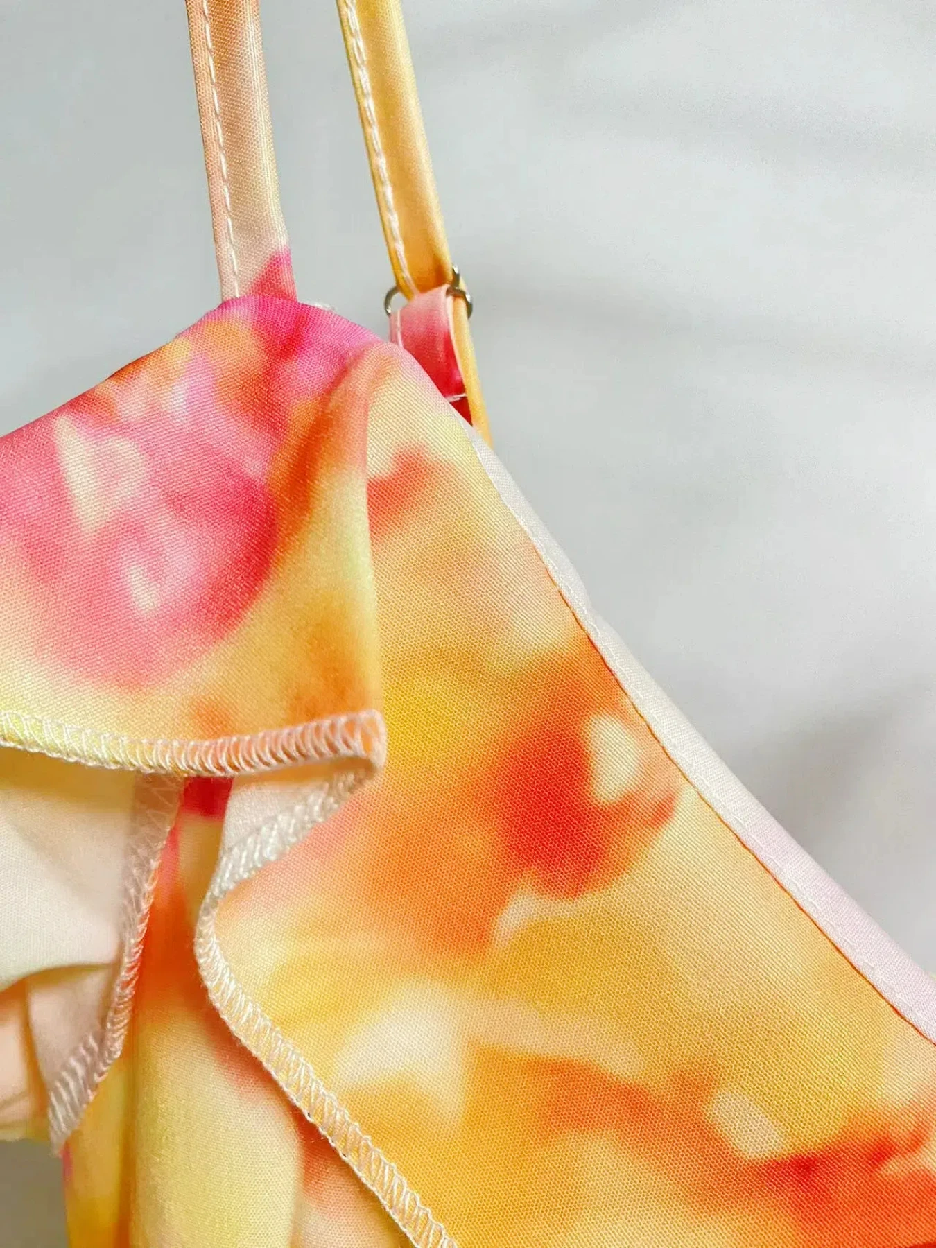 Mikydely-Elegante vestido halter sem mangas em camadas com decote em V e babados