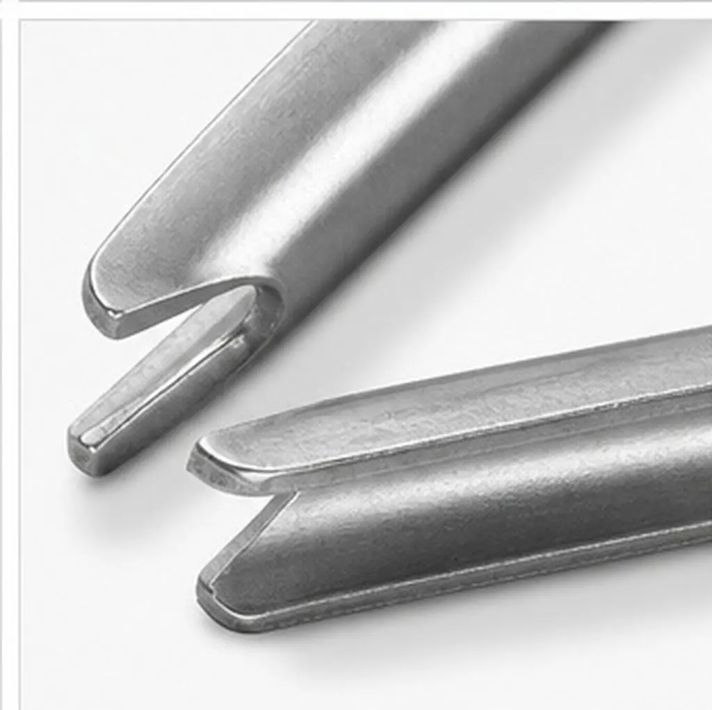50Pcs Stainless Steel Wire Rope Collar Triangular Protection Ring Anti-Corrosion Cable Clamp for Marine Industrial Rigging Wire