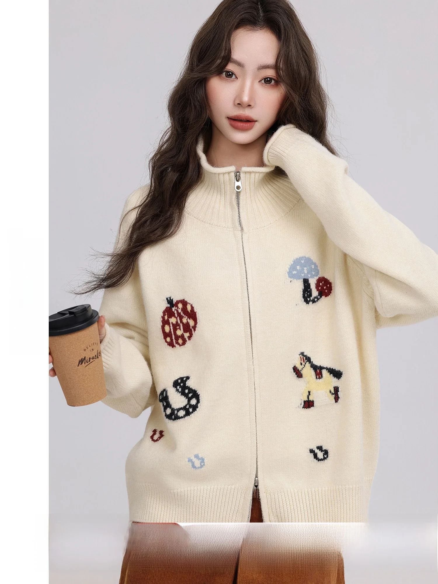 

Женский свободный кардиган с двойной молнией и вышивкой, весенняя новинка, мягкий, из полиэфирного волокна, с длинными рукавами, в стиле Lazy Sle