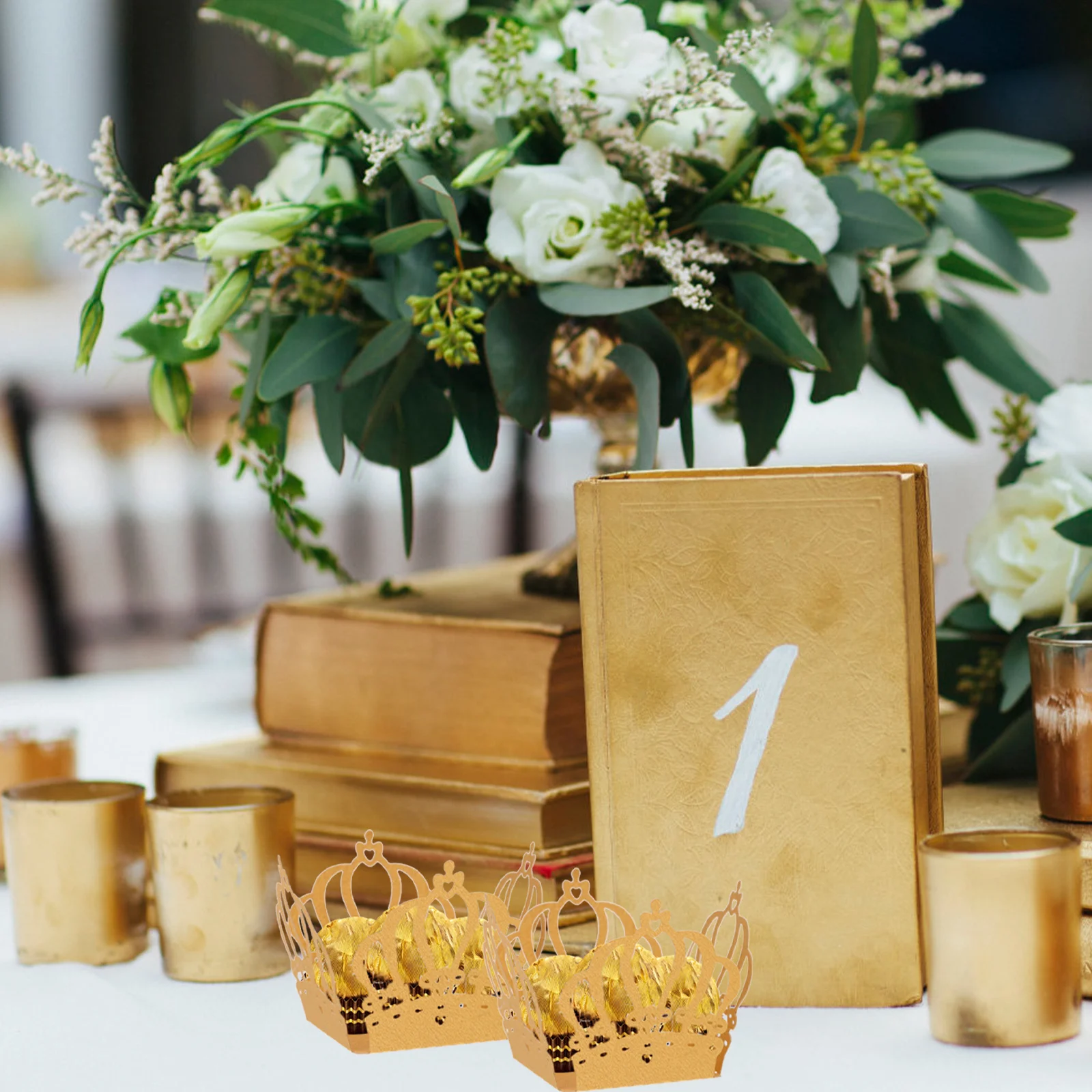 

50Pcs Crown Edge Decorative Chocolate Paper Tray Portable Size Chocolate Wrapping Tray Candy Holder Party Table Decor