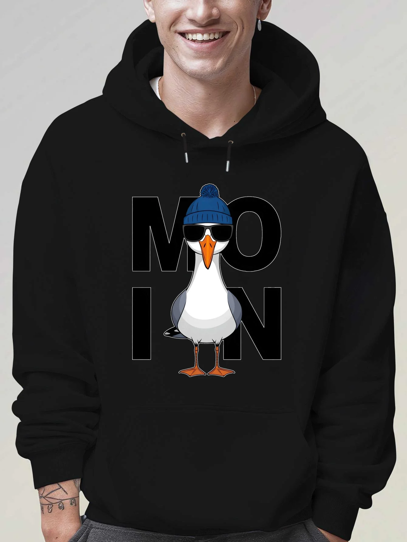 Hello, This Is A Moin Seagull Plus Size Men's Black Hoodie with Trendy Street Print Design. Perfect for Fall and Winter, It's Made of Soft Fabric and Contains Thickened Velvet Lining. It's A Delicate Gift, Plus Size.