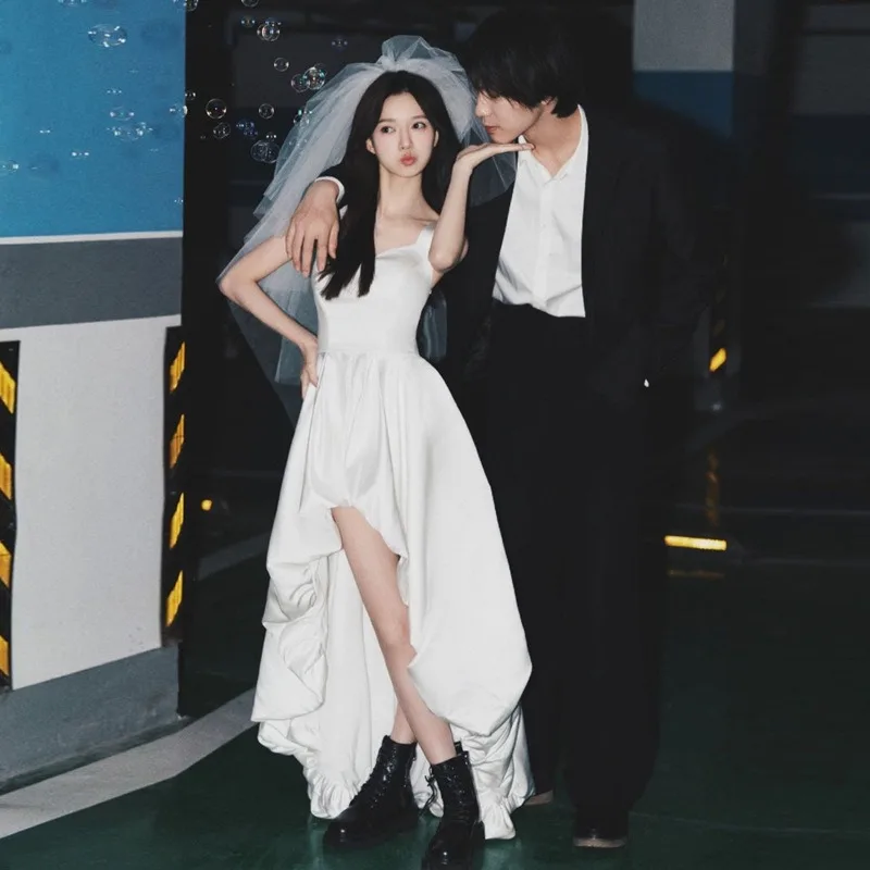 

Light Wedding Dress 2025 New Simple Temperament Suspender Satin Short Front and Long White Square Collar Fashion Evening Dress