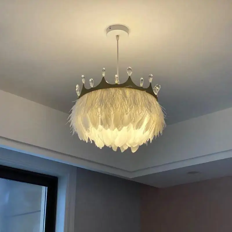 Kids Room Feather Pendant Light Crown Hanging Lamp Bedroom Crystal Nordic Wedding Luxury Modern Warm LED Lighting