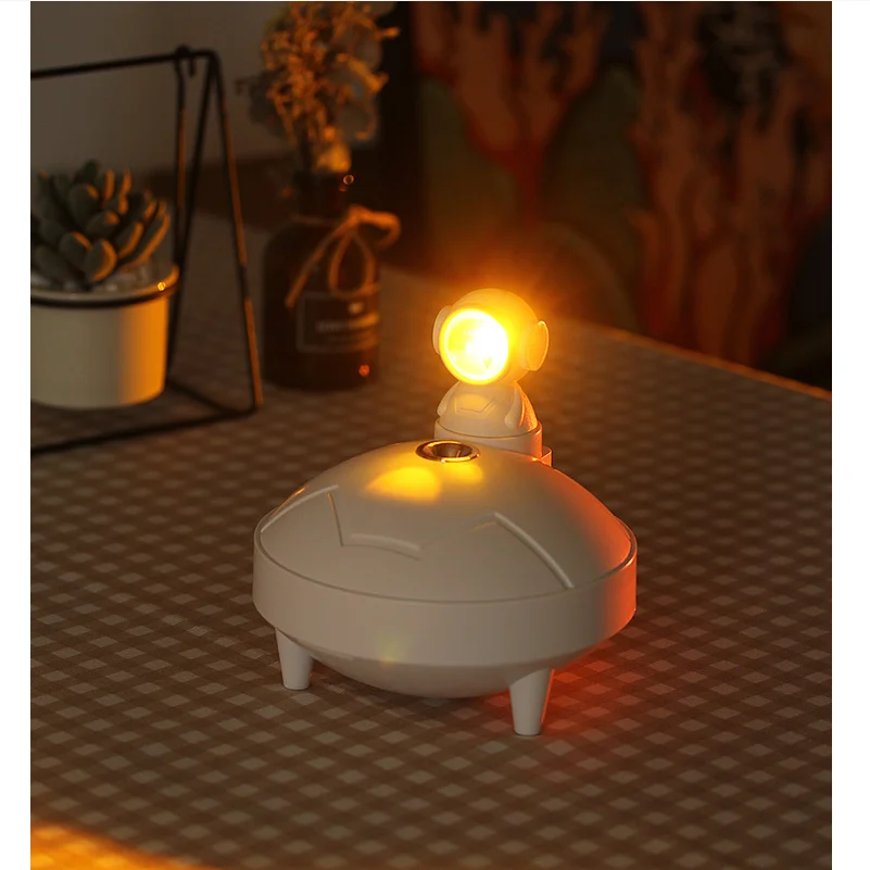 Humidificador de astronauta, adornos para el hogar, luz de atardecer, rehidratación, pulverizador de carga USB