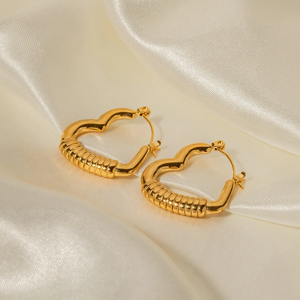 New ins Stainless Steel Heart Texture Earring For Women Vintage Geometric Heart Earrings Fashion Jewelry Gift
