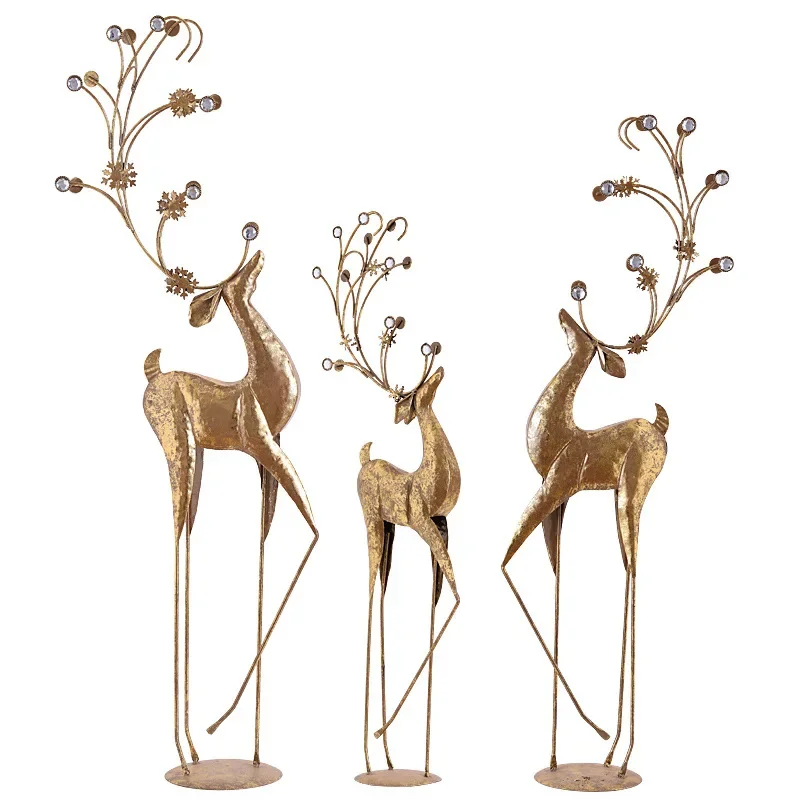 

American retro light luxury Internet celebrity deer floor decoration clothing store window living room TV next to the entrance