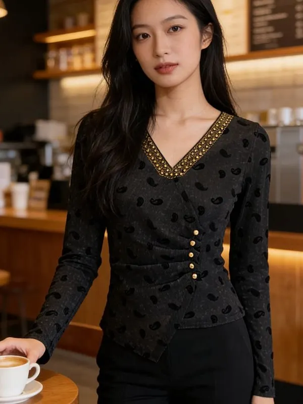 Elegant V-Neck Diamond Embedded Asymmetrical Hemline Fashionable Women's T-Shirt Autumn Winter New Arrival Chic Top Shirt