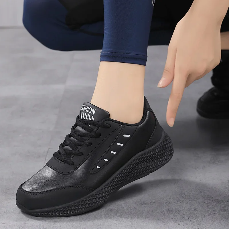 Running Shoes for Women Black Sneakers Trends 2023 Comfortable Height Increasing Autumn Chunky Breathable Leisure Shoes Big Size