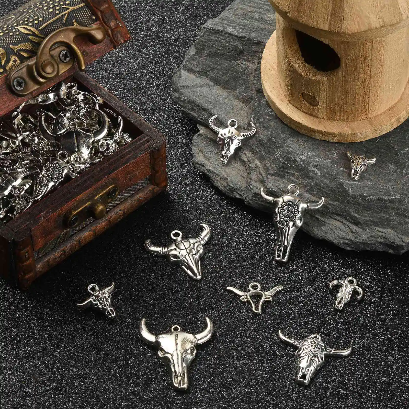 PandaHall 00 Stück 10 Stile Antik-Silber Kuh-Anhänger Western Rinderkopf-Charms für Schmuckherstellung – Detail 5