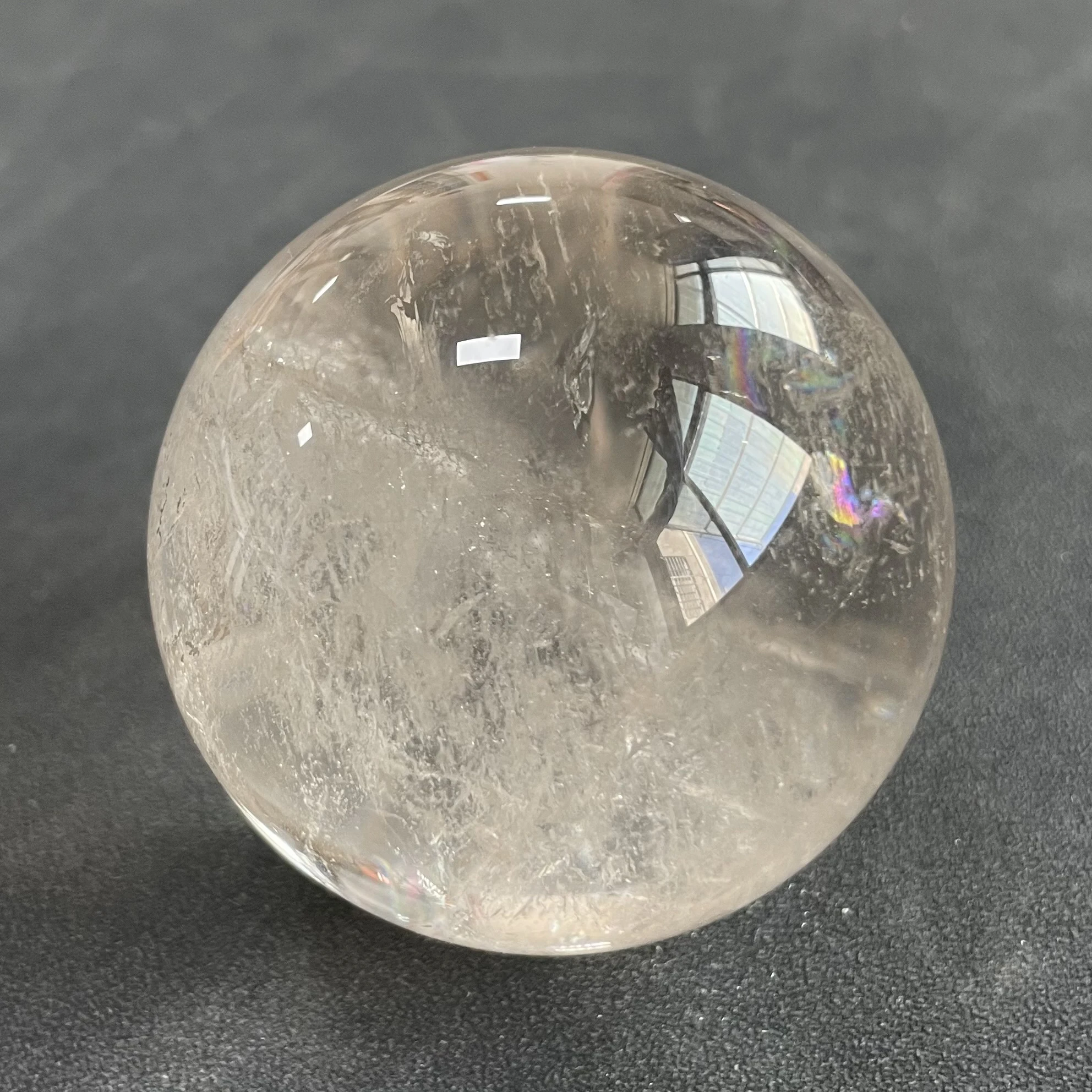 

239g Natural Stone Smoky Crystal Ball Polished Clear Quartz Ball Rainbow Sphere Reiki Healing Gift Room Decor Fengshui Y1132