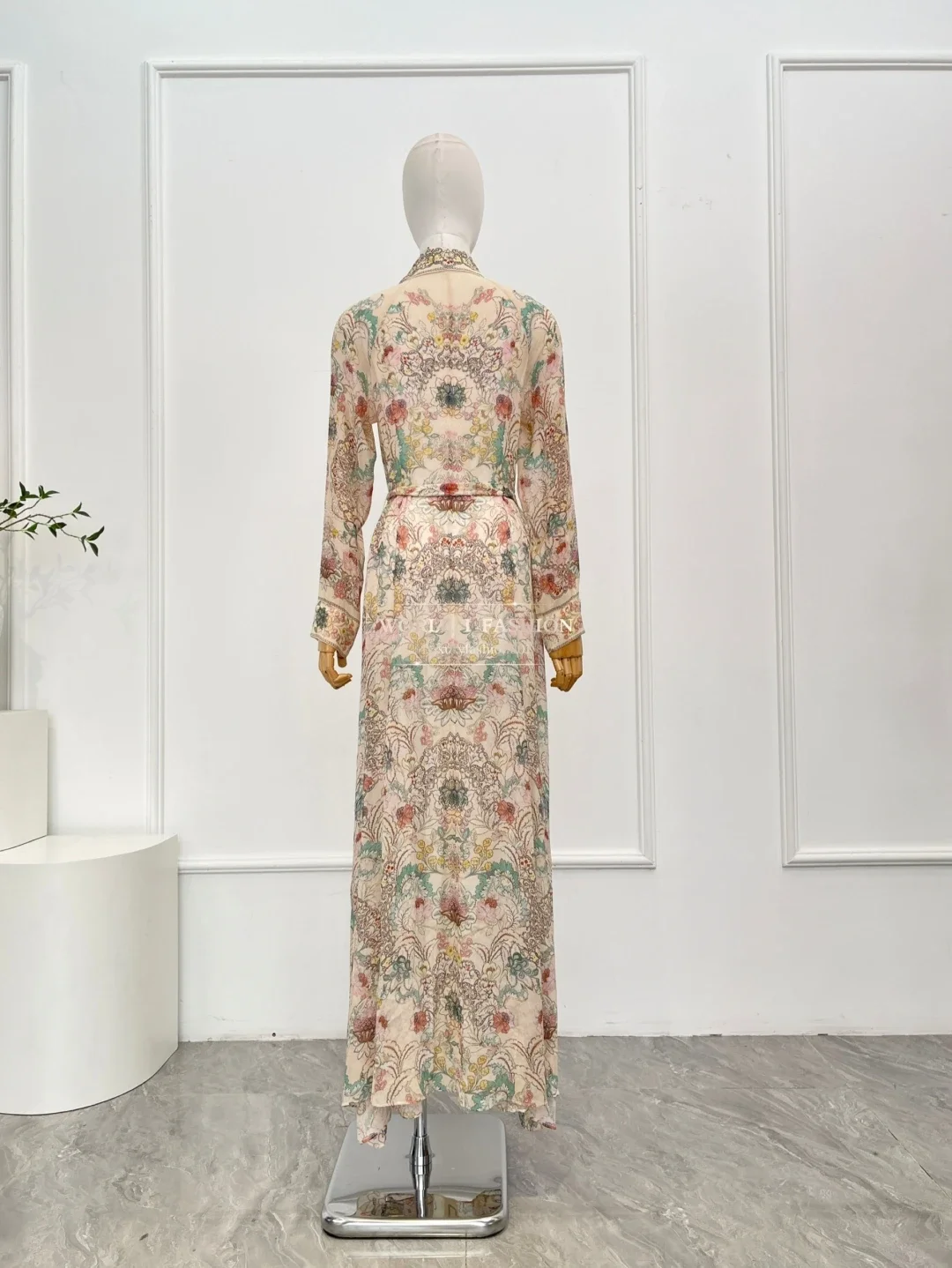 

2025 New Beautiful Beige Floral Print Long Sleeve Tassel Maxi Dress High Quality