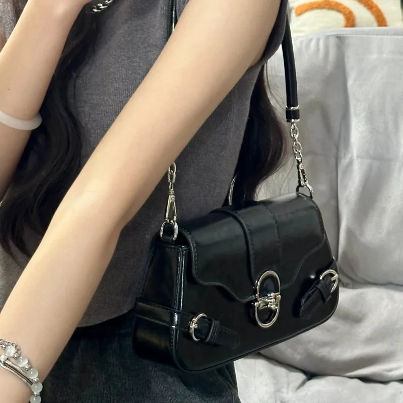 

Designer Inspired Female Bag Affordable Luxury Crossbody Shoulder Bag for Fashion-Conscious Shoppers