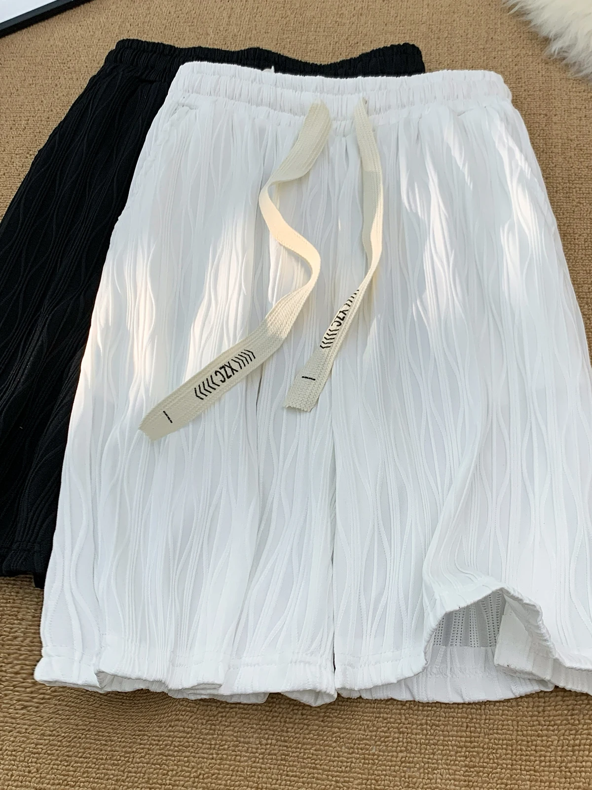 

Summer Thin Ice Silk Embroidered orts Men's Straight High Street Teenage American Japanese Retro Stripes Five-Quarter Pants